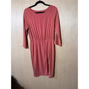 St. John Size 4 Vintage Salmon Pink Dress 3/4 Sleeve Knit Sheath Career Cocktail